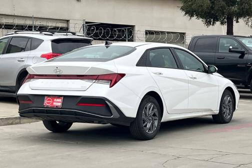 2026 Hyundai ELANTRA HEV Blue