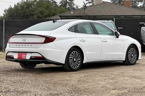 2023 Hyundai SONATA Hybrid Limited