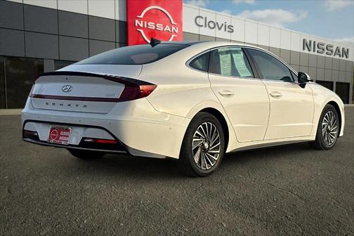 2023 Hyundai SONATA Hybrid Limited