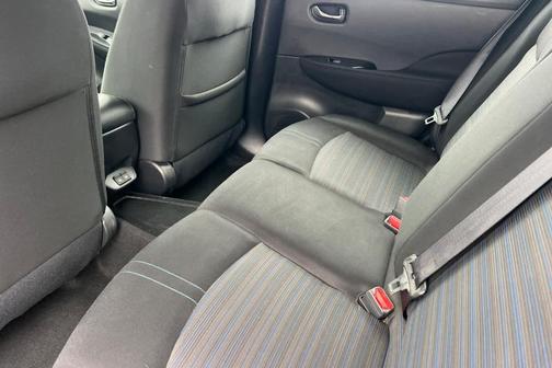 2023 Nissan Leaf SV PLUS