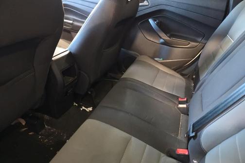 White Platinum Tri-Coat 2013 Ford Escape SE
