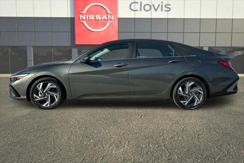 2024 Hyundai ELANTRA Limited