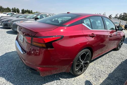 2023 Nissan Altima 2.5 SR