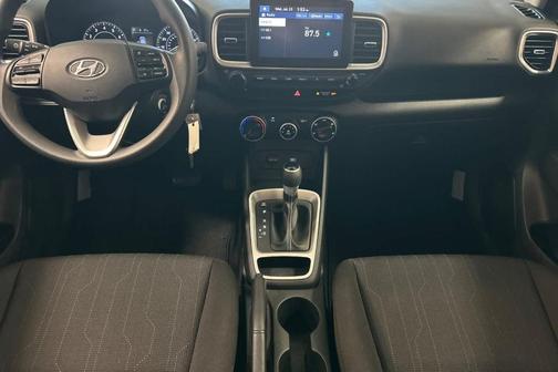 2021 Hyundai VENUE SE