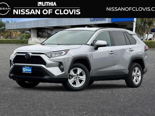 2020 Toyota RAV4 XLE