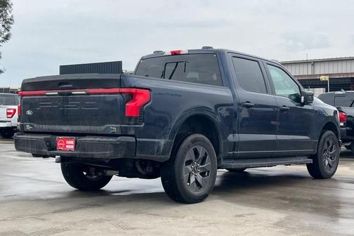 2024 Ford F-150 Lightning LARIAT