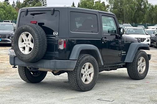 2015 Jeep Wrangler Sport