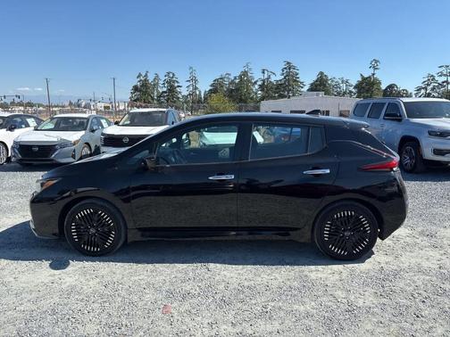 2023 Nissan Leaf SV PLUS