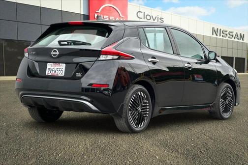 2023 Nissan Leaf SV PLUS