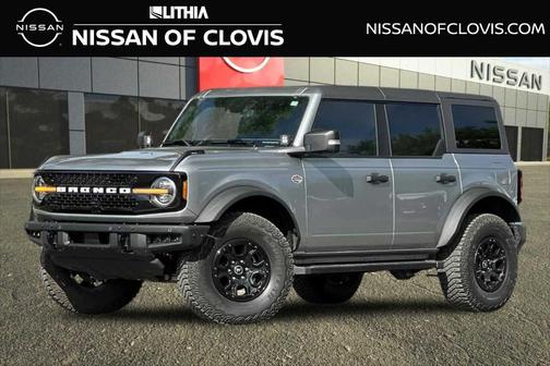 Iconic Silver Metallic 2024 Ford Bronco Wildtrak
