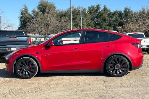 2023 Tesla Model Y Performance