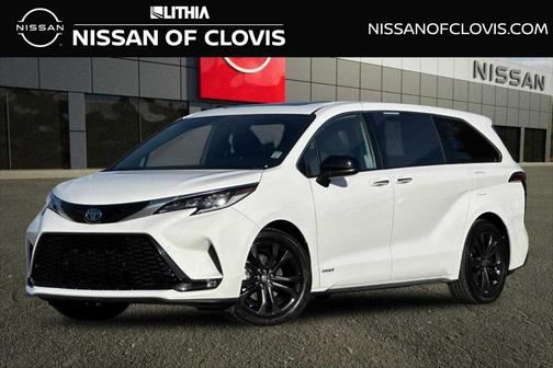 2021 Toyota Sienna XSE 7 Passenger