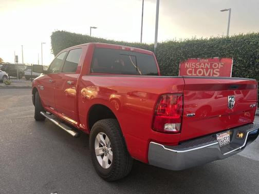 2017 RAM 1500 SLT