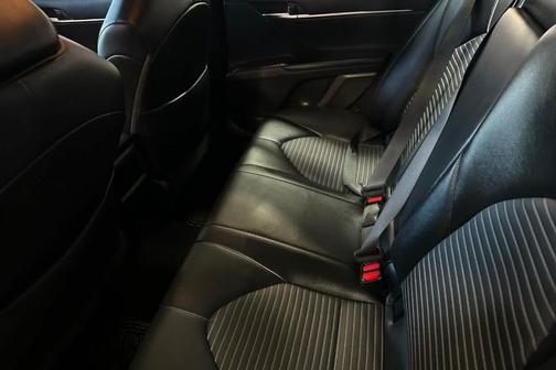 Midnight Black Metallic 2024 Toyota Camry SE