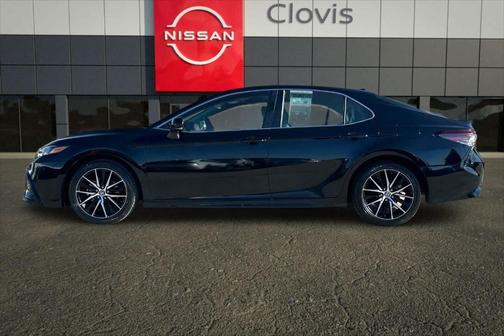 Midnight Black Metallic 2024 Toyota Camry SE