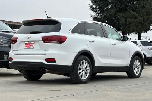 2019 Kia Sorento LX