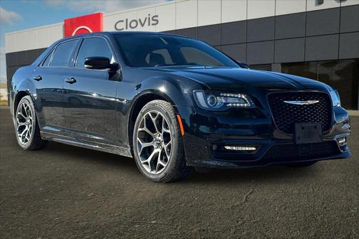 2018 Chrysler 300 S