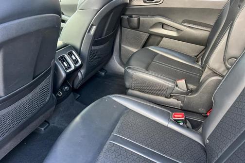2022 Kia Sorento Hybrid S