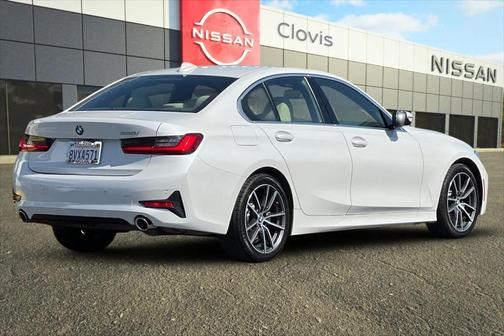 2021 BMW 330 i