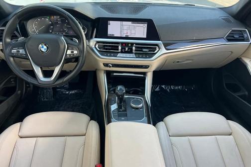 2021 BMW 330 i