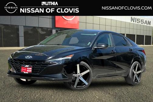 Phantom Black 2022 Hyundai ELANTRA SEL