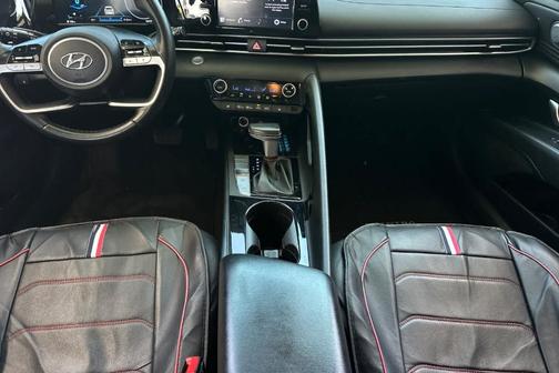Phantom Black 2022 Hyundai ELANTRA SEL