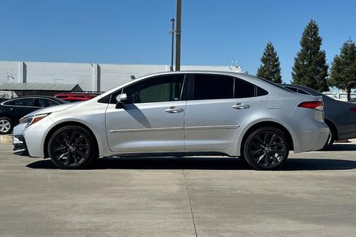 2024 Toyota Corolla Hybrid SE