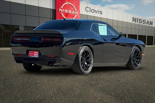 Pitch Black Clearcoat 2023 Dodge Challenger R/T