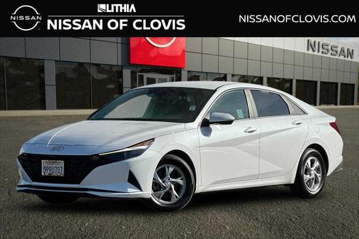 2022 Hyundai ELANTRA SE