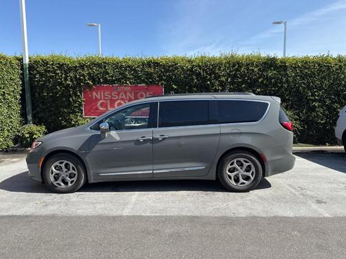2022 Chrysler Pacifica Limited