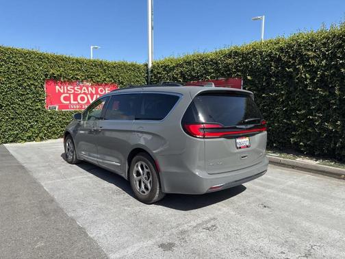 2022 Chrysler Pacifica Limited