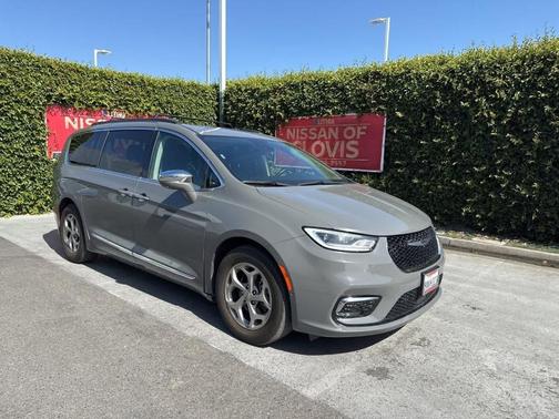 2022 Chrysler Pacifica Limited