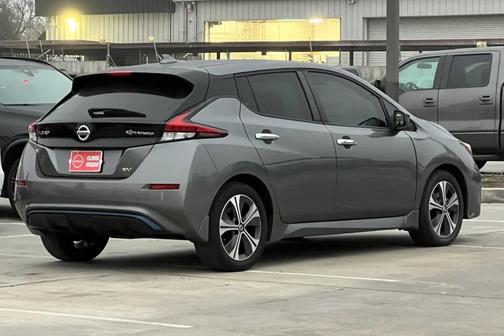 2020 Nissan Leaf SV