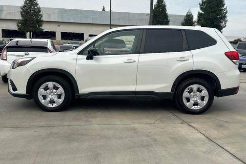 2022 Subaru Forester Base (CVT)