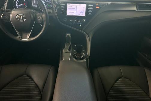 Celestial Silver Metallic 2020 Toyota Camry SE