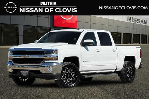 Summit White 2017 Chevrolet Silverado 1500 LT