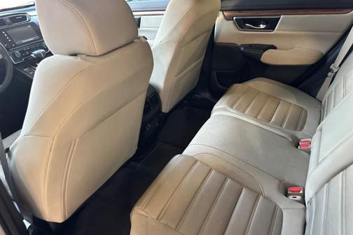 White Diamond Pearl 2018 Honda CR-V EX
