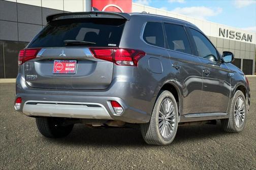 2022 Mitsubishi Outlander PHEV SEL