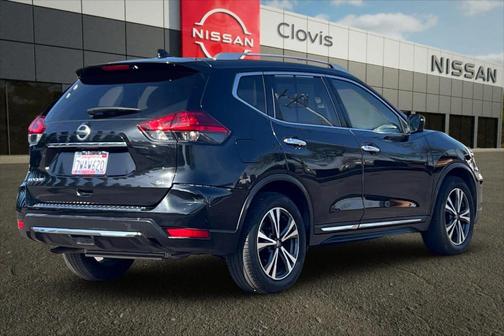 2017 Nissan Rogue SL