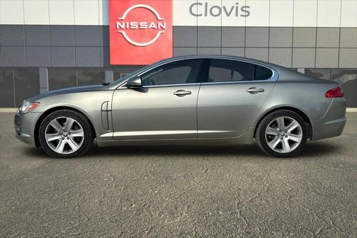 2010 Jaguar XF Luxury