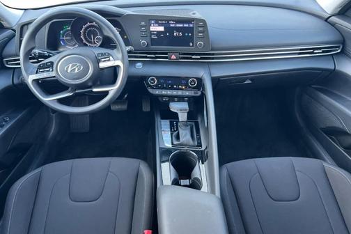 2023 Hyundai ELANTRA HEV Blue