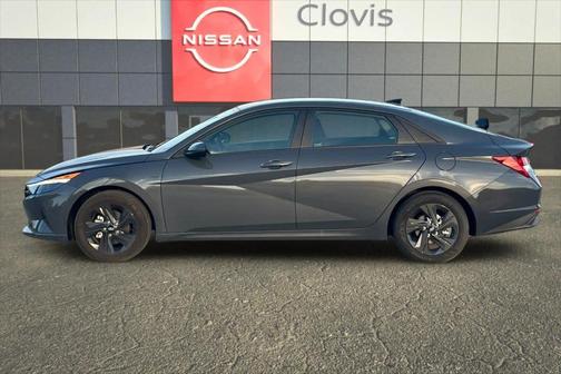 2023 Hyundai ELANTRA HEV Blue