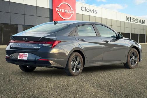 2023 Hyundai ELANTRA HEV Blue