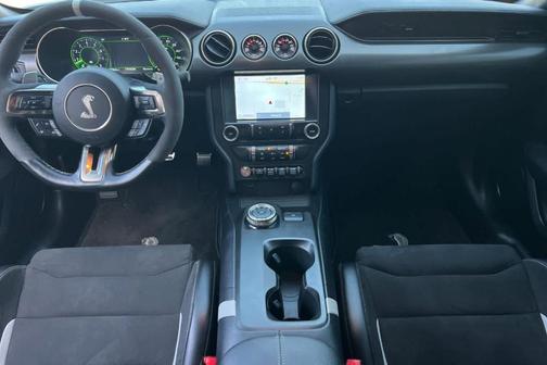 Oxford White 2021 Ford Shelby GT500 Base
