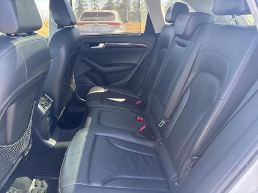 2013 Audi Q5 hybrid 2.0T Prestige