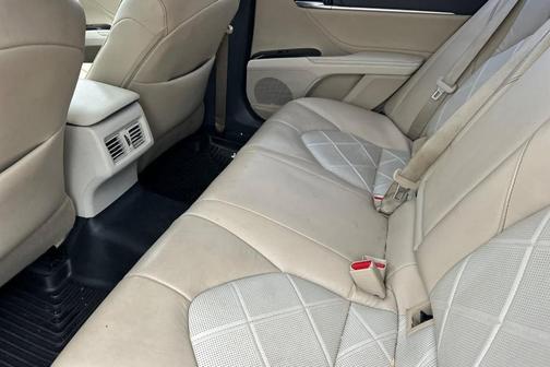 2018 Toyota Camry Hybrid XLE