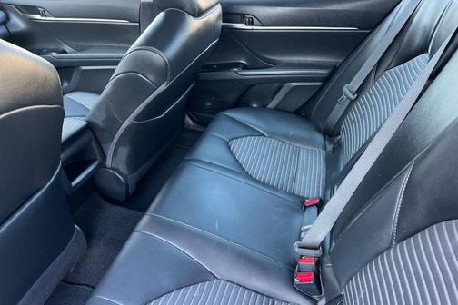 2020 Toyota Camry SE Nightshade