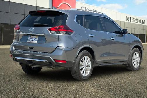 2018 Nissan Rogue SV