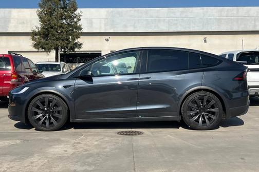 2024 Tesla Model X Base
