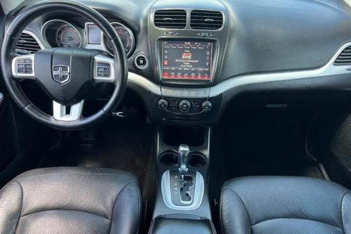 Granite Crystal Clearcoat Metallic 2014 Dodge Journey R/T